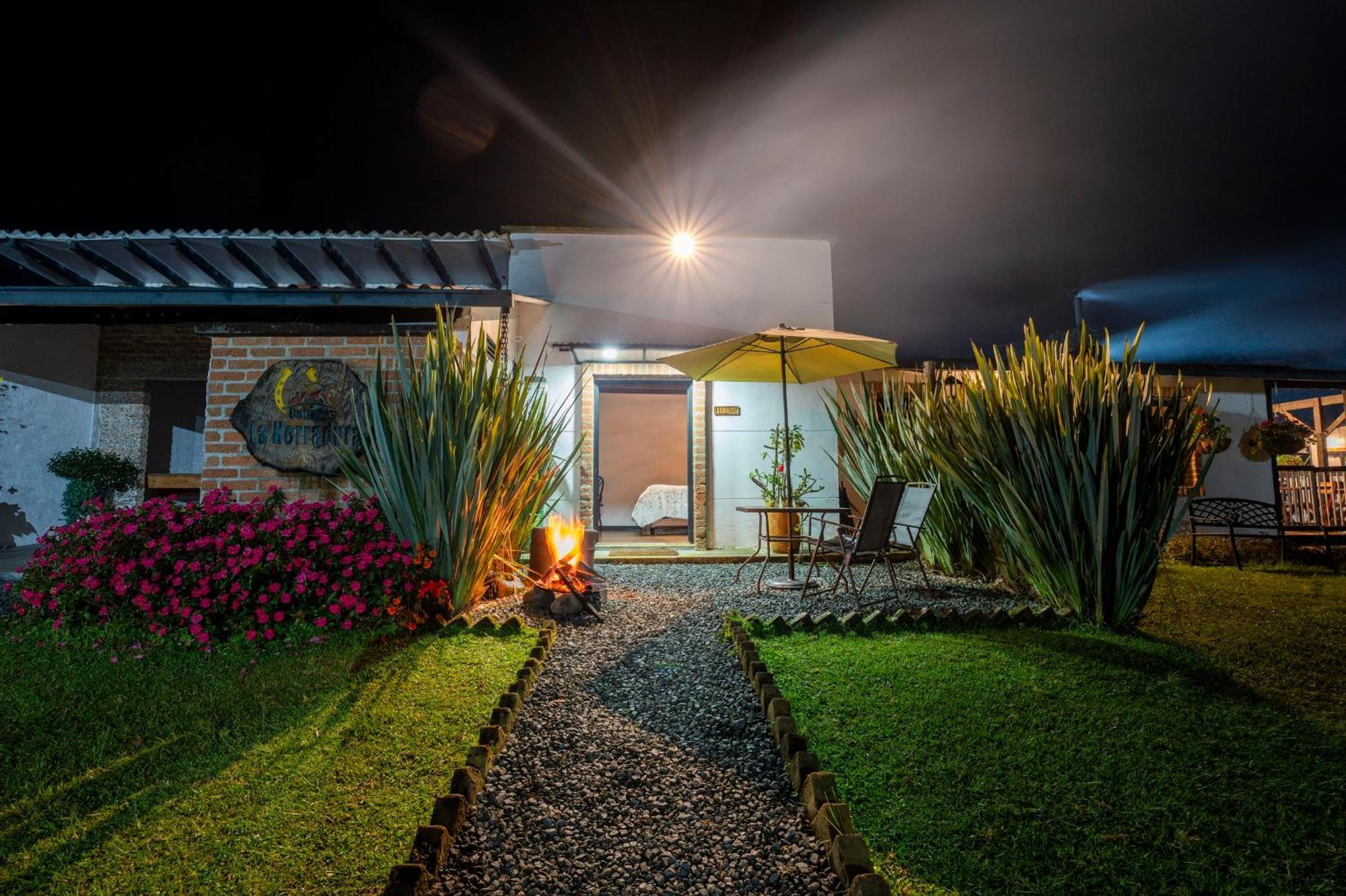La Herradura Lodge Santa Rosa de Cabal Zewnętrze zdjęcie